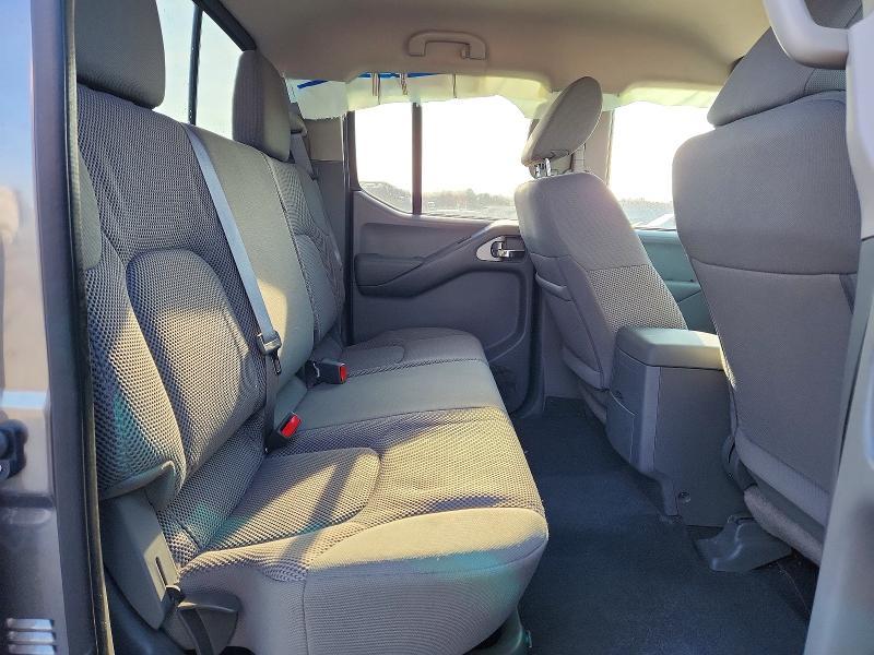 2021 Nissan Frontier SV