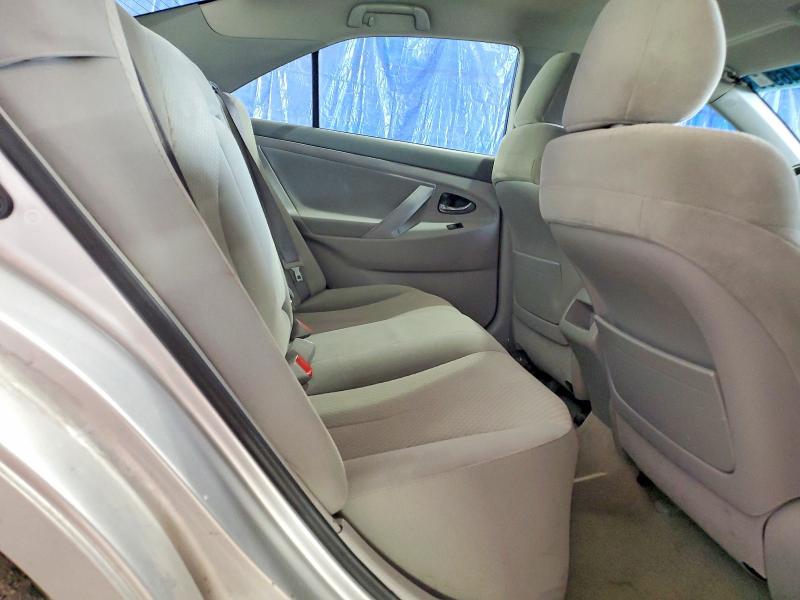 2009 Toyota Camry le