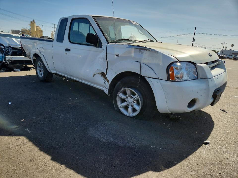 2003 Nissan Frontier Standard