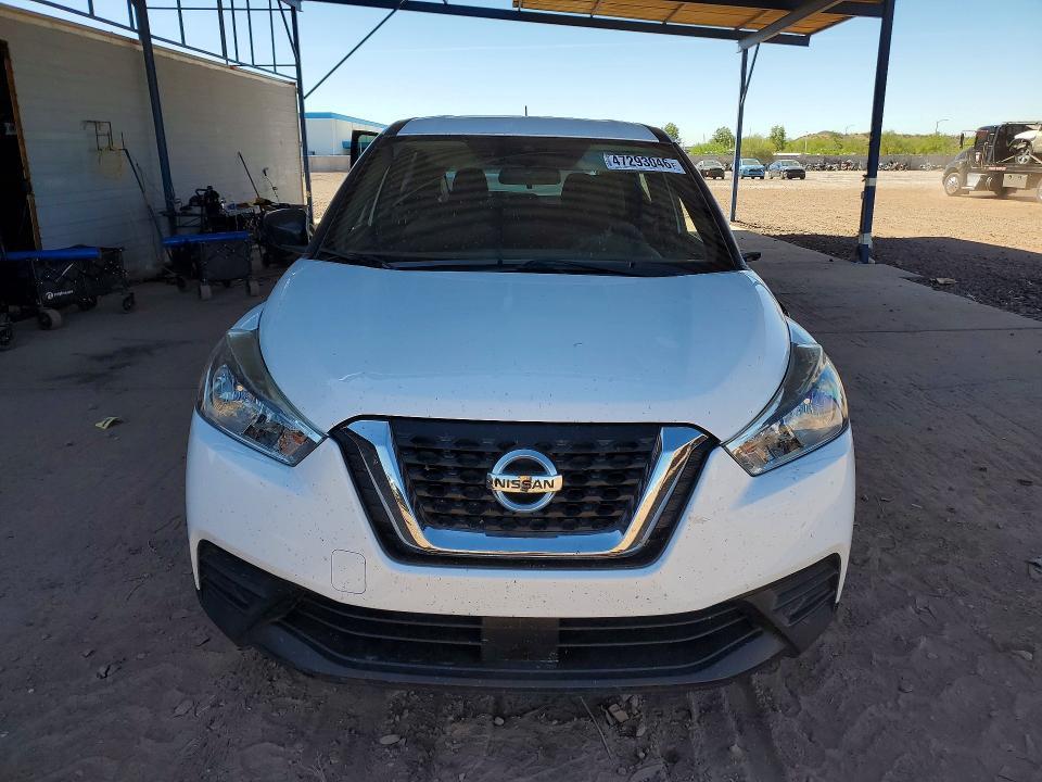 2020 Nissan Kicks s