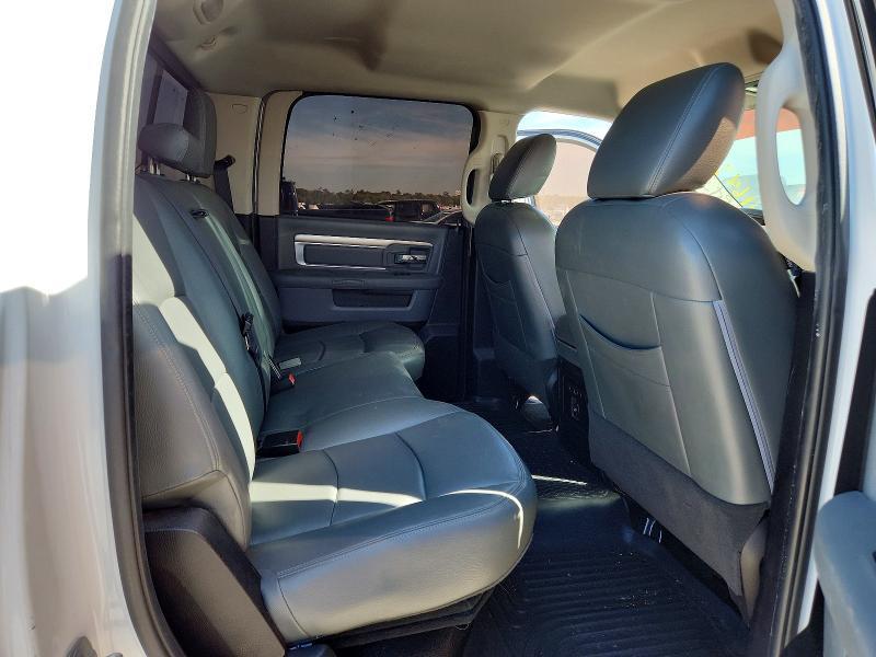 2015 Dodge RAM 1500 SLT