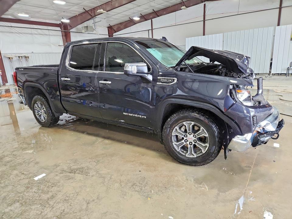 2025 GMC Sierra K1500 SLT