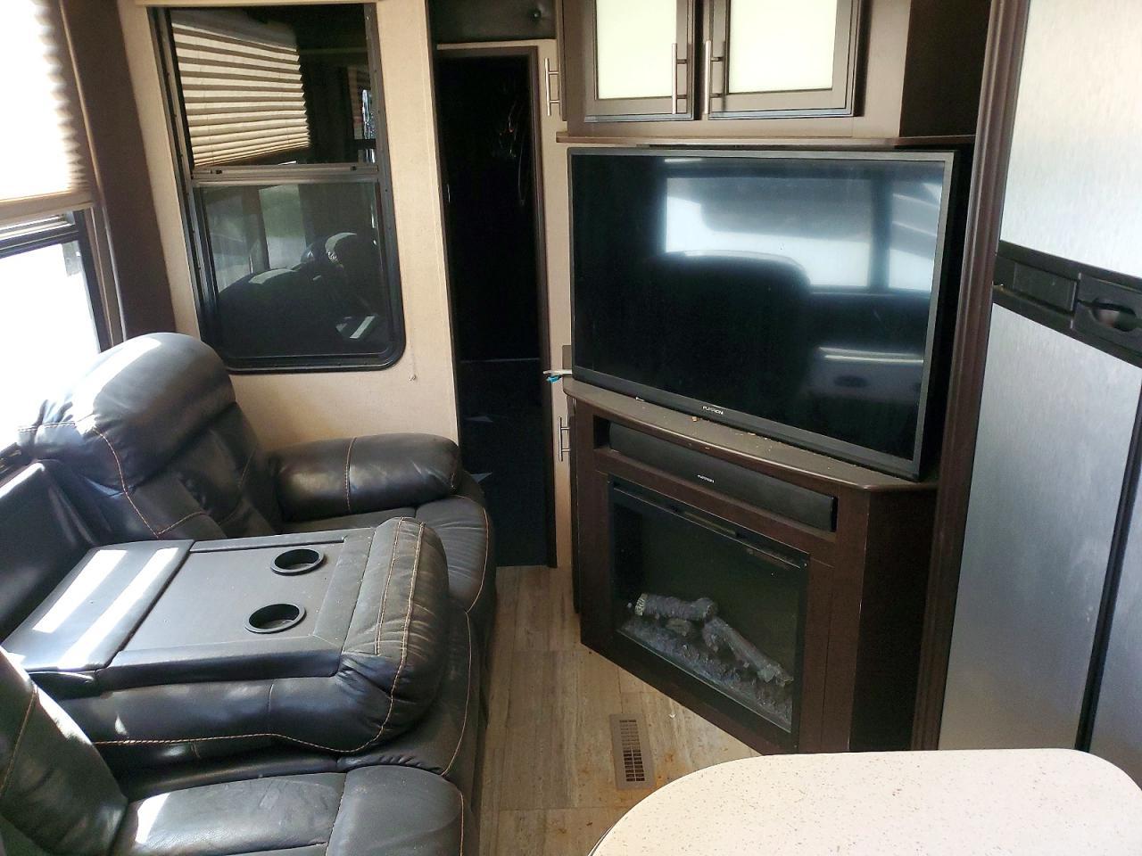 2016 Jayco Seismic Wave Camper