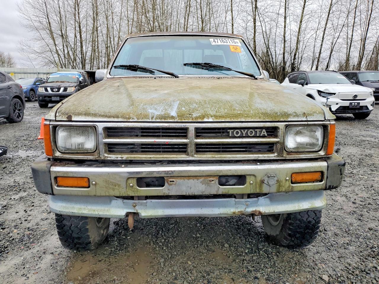 1988 Toyota Pickup Deluxe