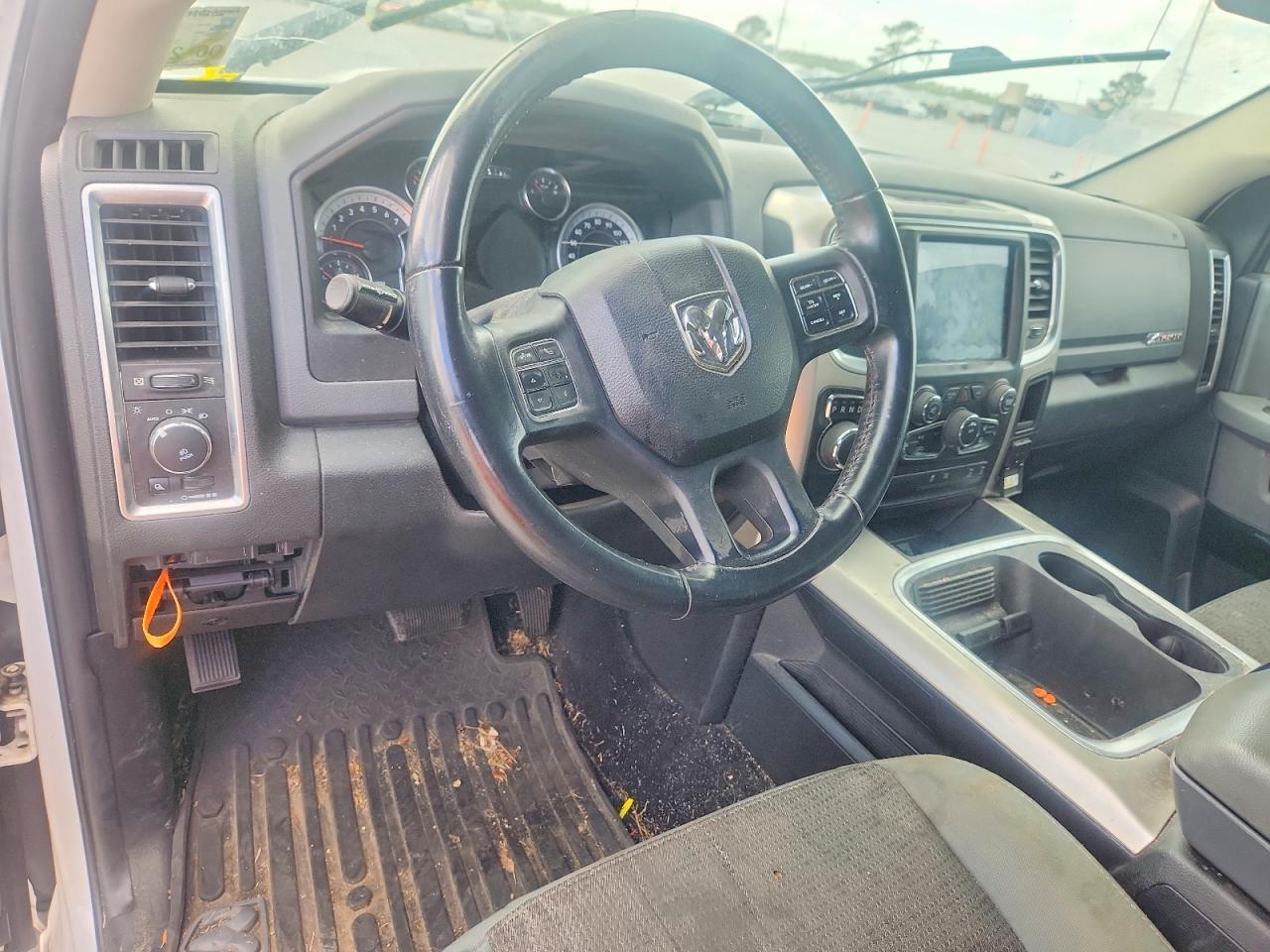 2018 Dodge RAM 1500 SLT