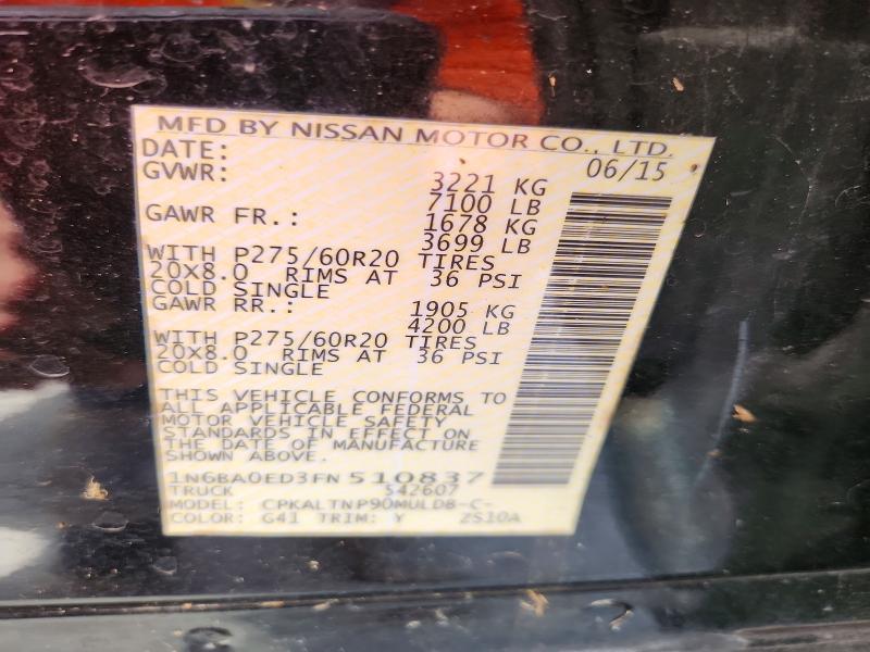 2015 Nissan Titan SV