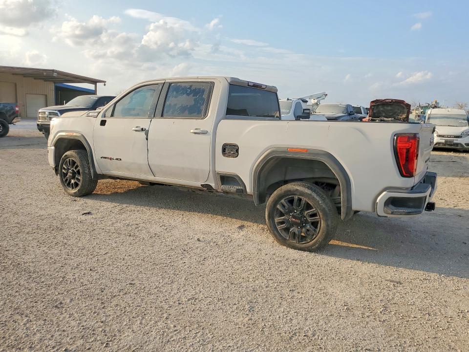2023 GMC Sierra