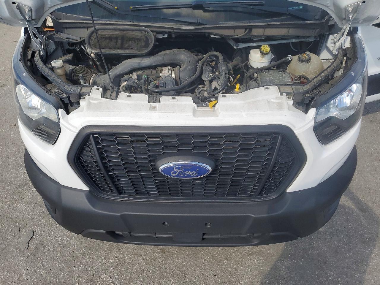 2020 Ford Transit Delivery Truck