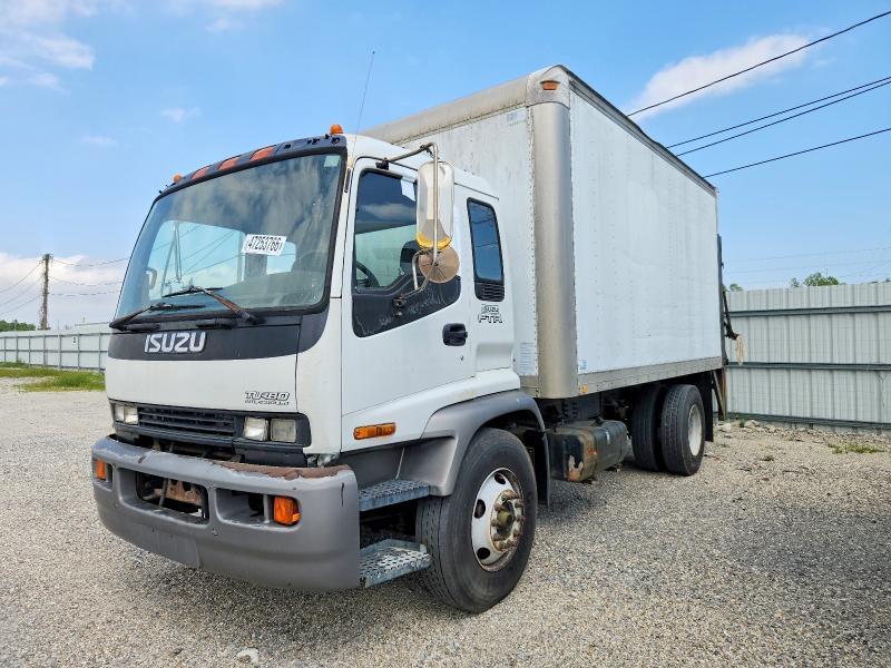 2004 Isuzu T7F BOX Truck