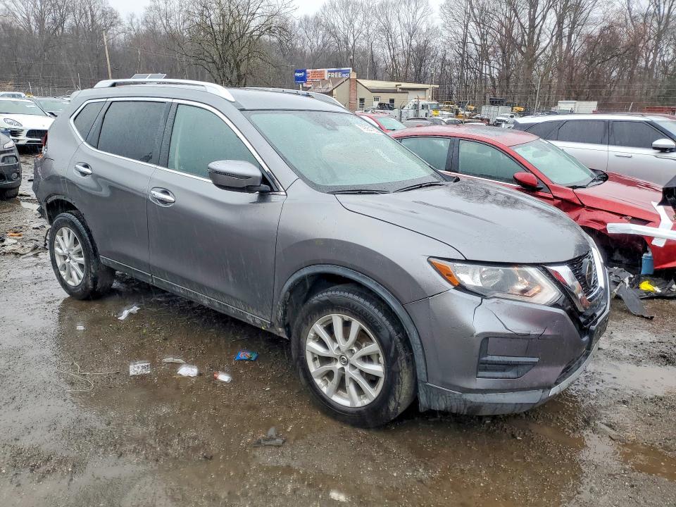 2019 Nissan Rogue sv