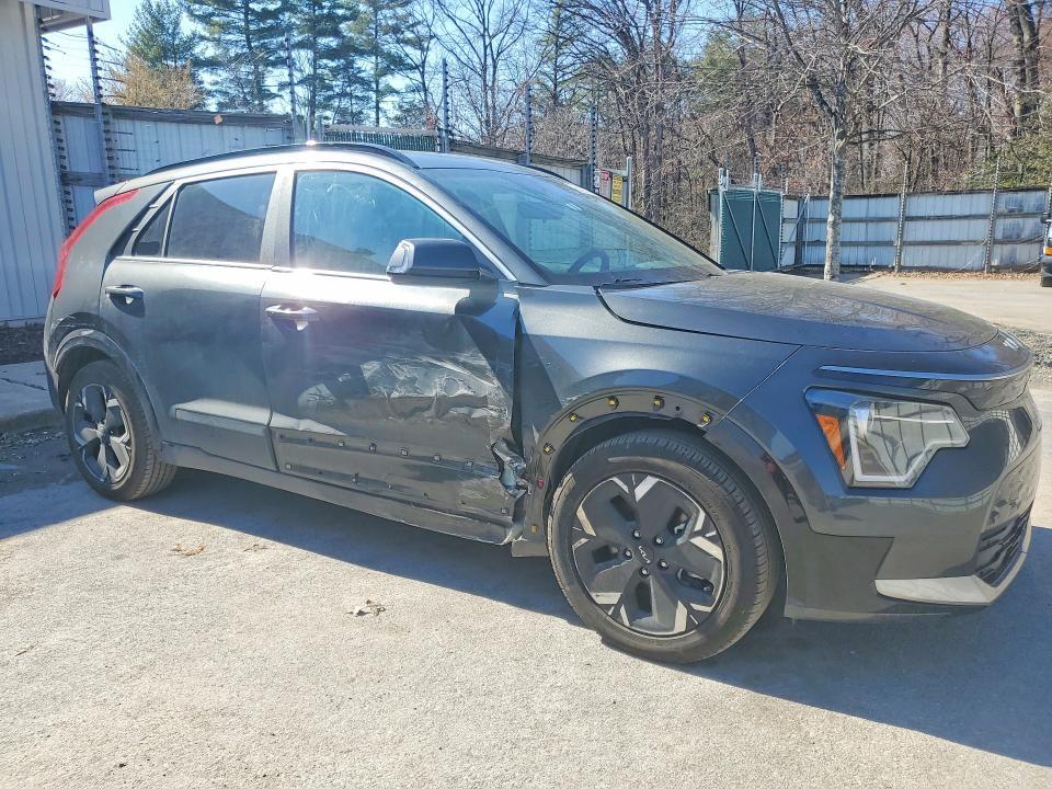 2024 KIA Niro ev Wind