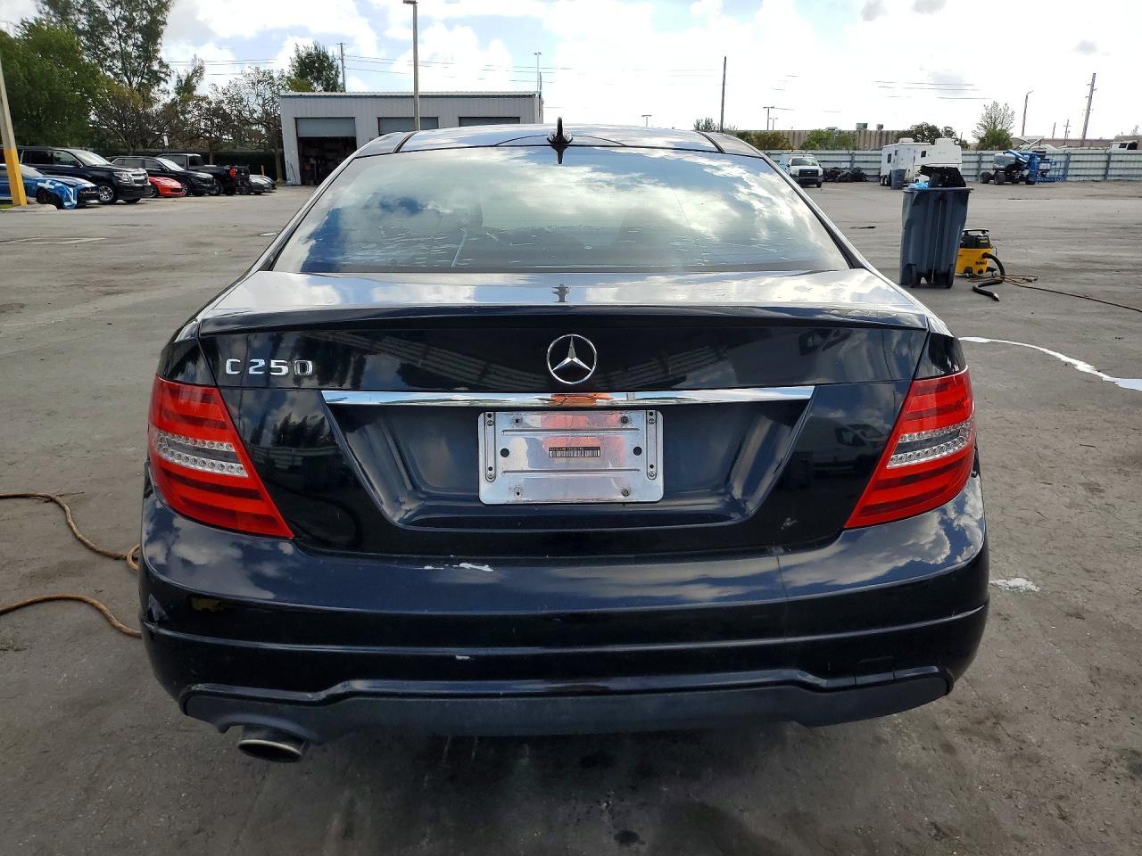 2013 Mercedes-Benz C 250