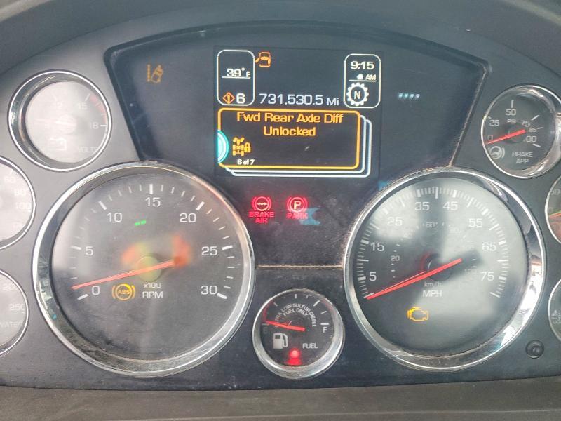 2016 Kenworth T680 Semi Truck