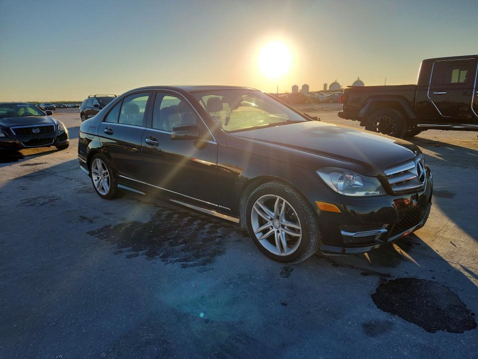 2013 Mercedes-Benz C 250