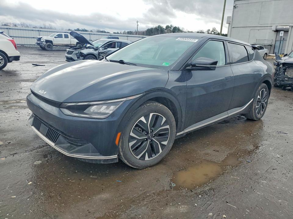 2024 KIA EV6 Wind