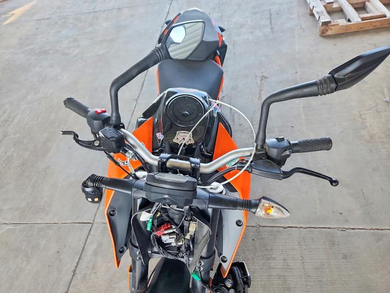 2022 KTM 200 Duke