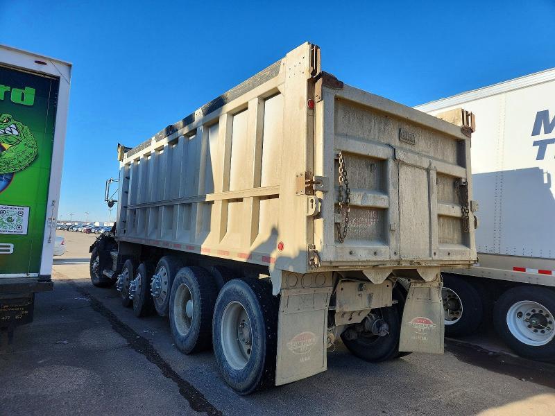 2006 Kenworth T880 Dump Truck
