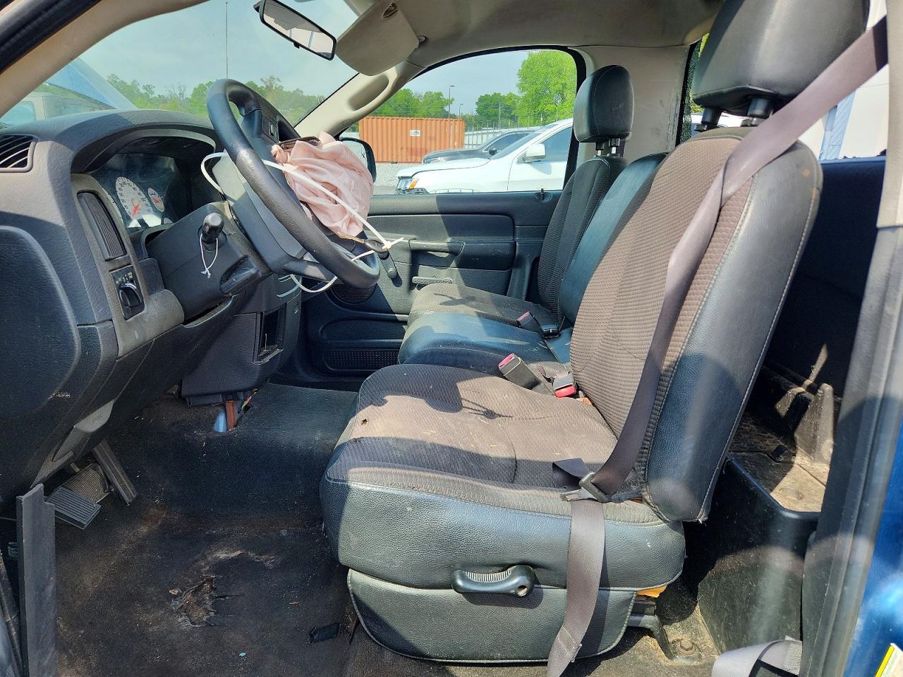 2005 Dodge RAM 1500 ST