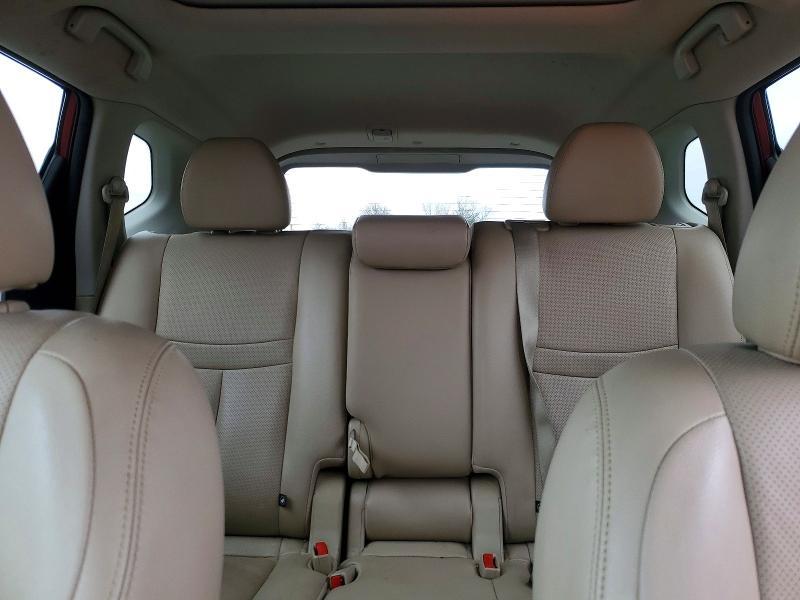 2015 Nissan Rogue sl