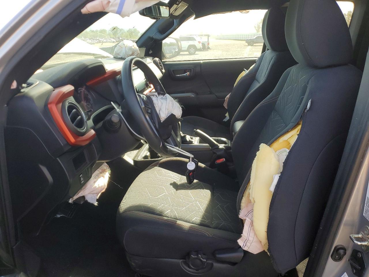 2016 Toyota Tacoma TRD Sport