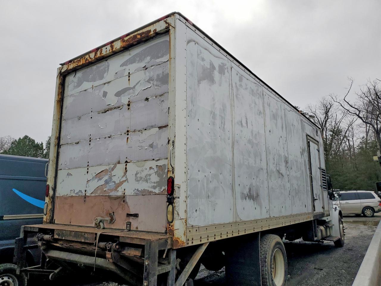 2008 Freightliner Business Class M2 BOX Truck