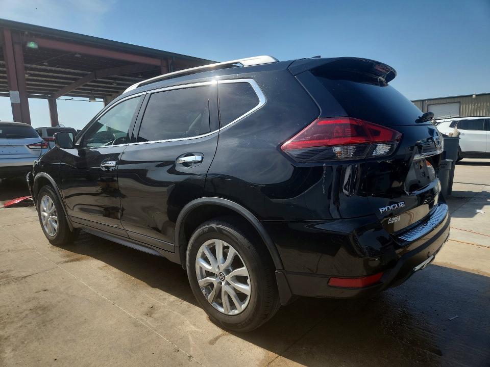 2020 Nissan Rogue sv