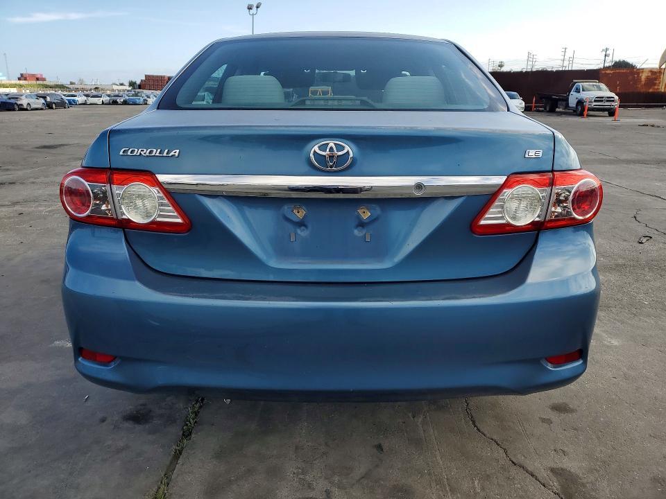2013 Toyota Corolla le
