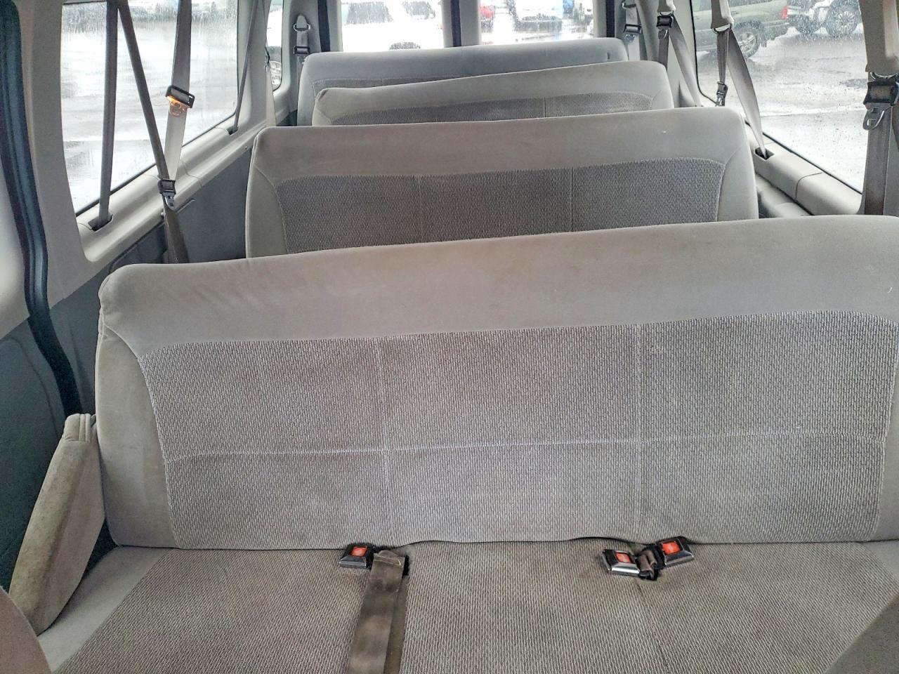 2006 Ford Econoline E350 Super Duty Wagon