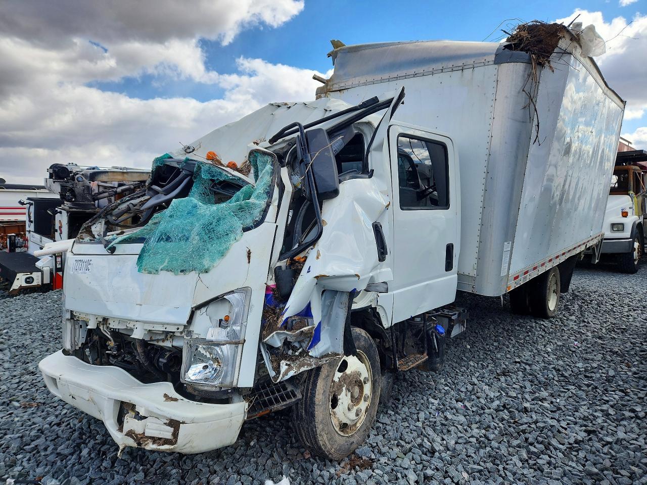 2021 Isuzu NRR BOX Truck