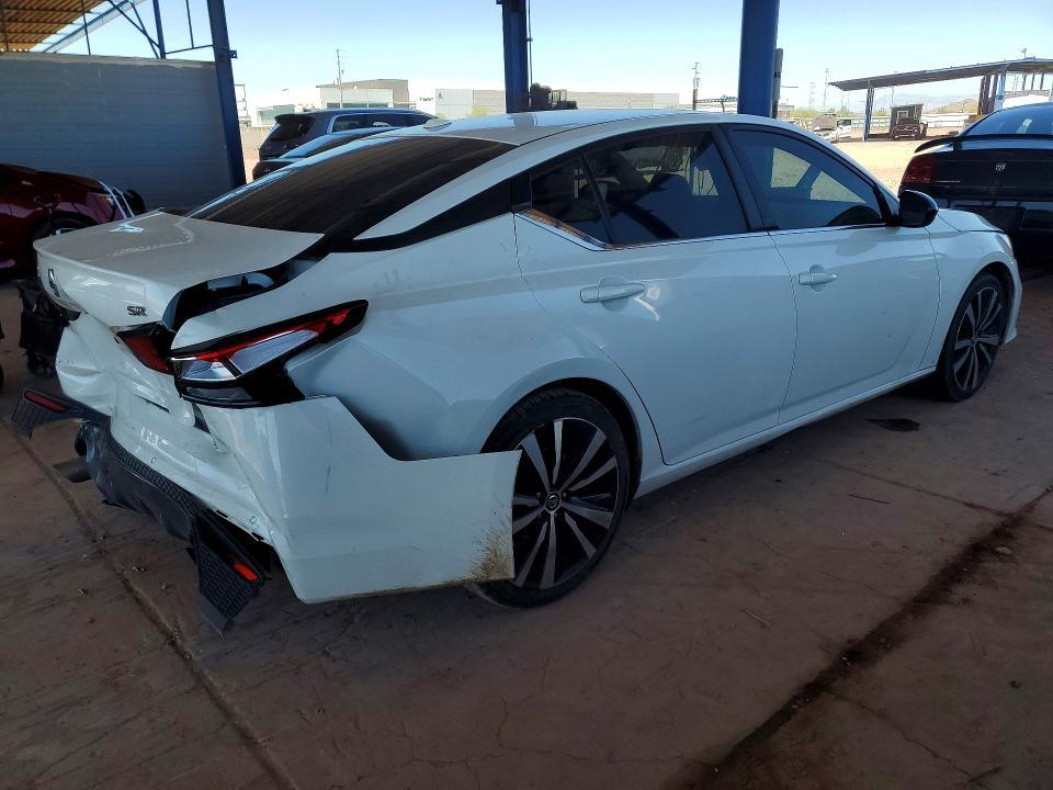 2021 Nissan Altima 2.5 sr