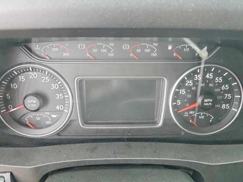 2023 International MV607 BOX Truck