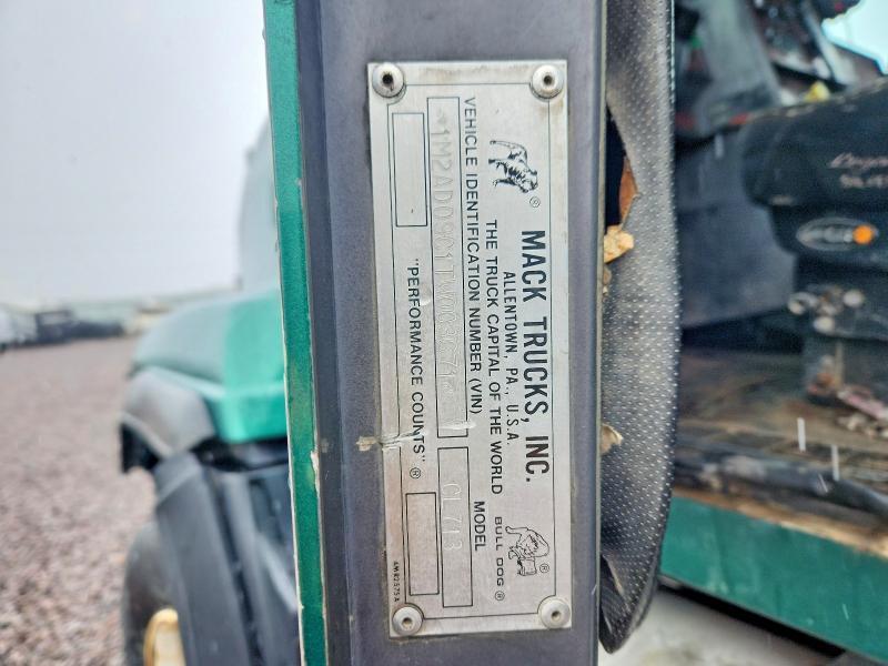 1996 Mack Cl700 Dump Truck