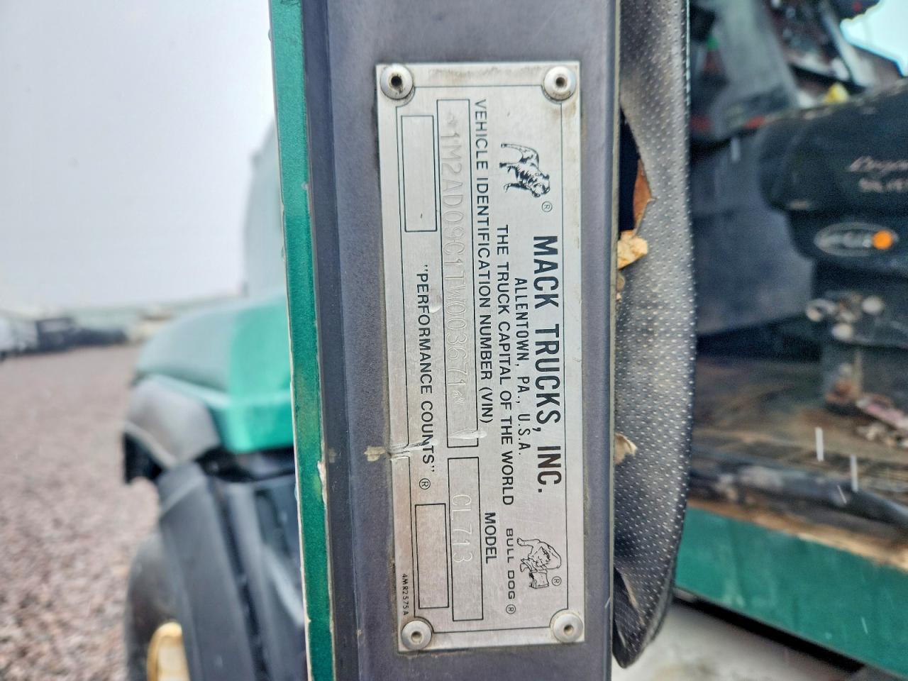 1996 Mack CL700 Dump Truck
