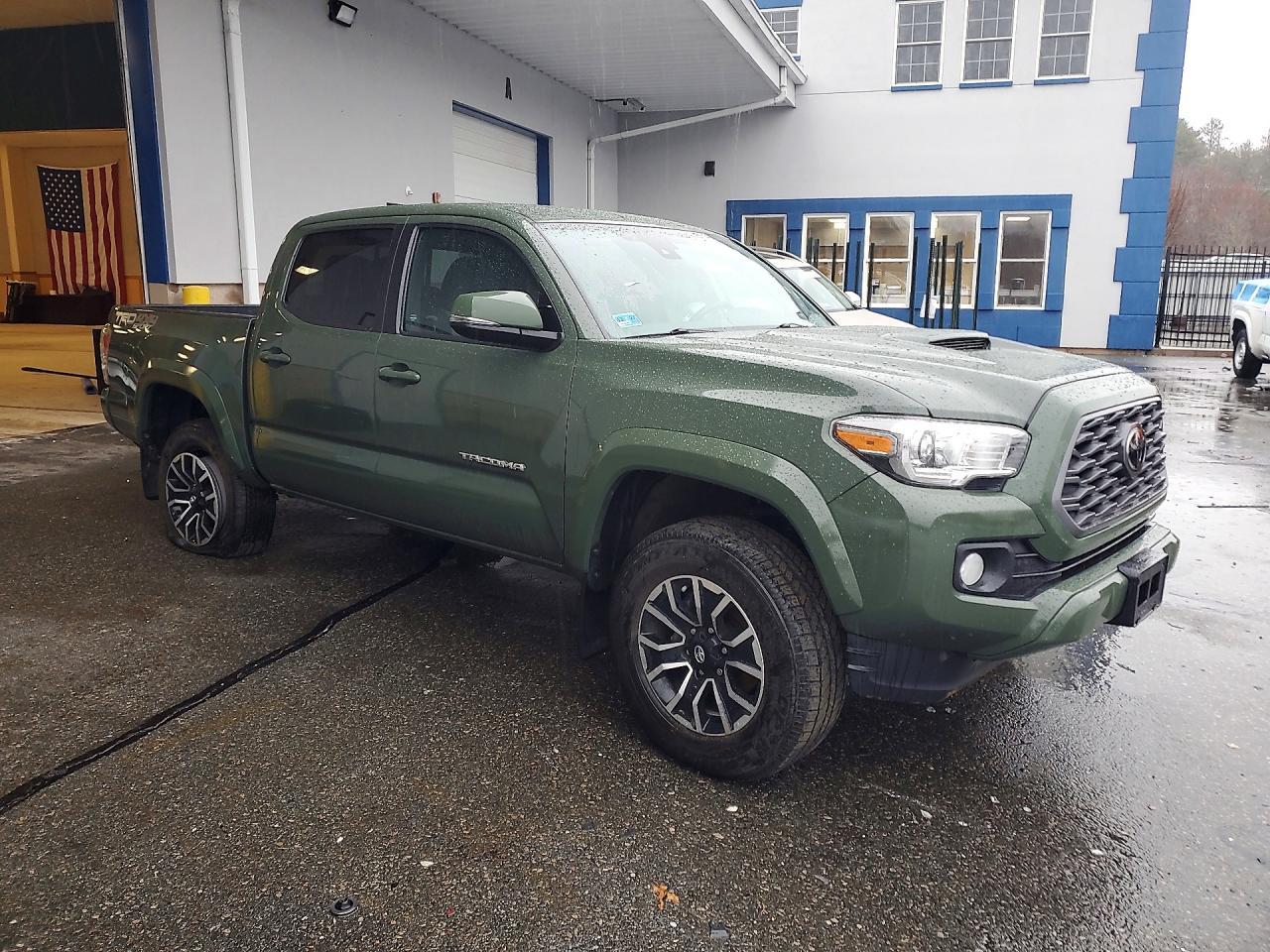 2021 Toyota Tacoma TRD Sport