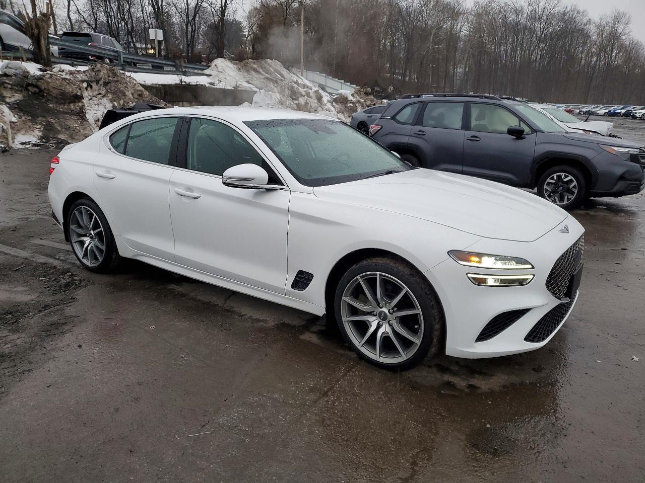2022 Genesis G70 3.3t Standard