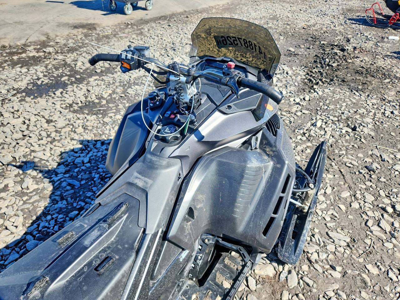 2022 Skidoo Mach Z