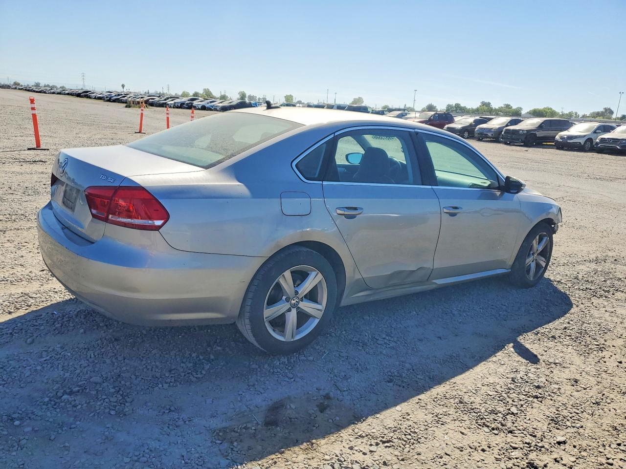 2012 Volkswagen Passat se