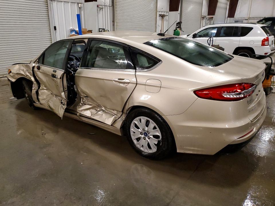 2019 Ford Fusion s