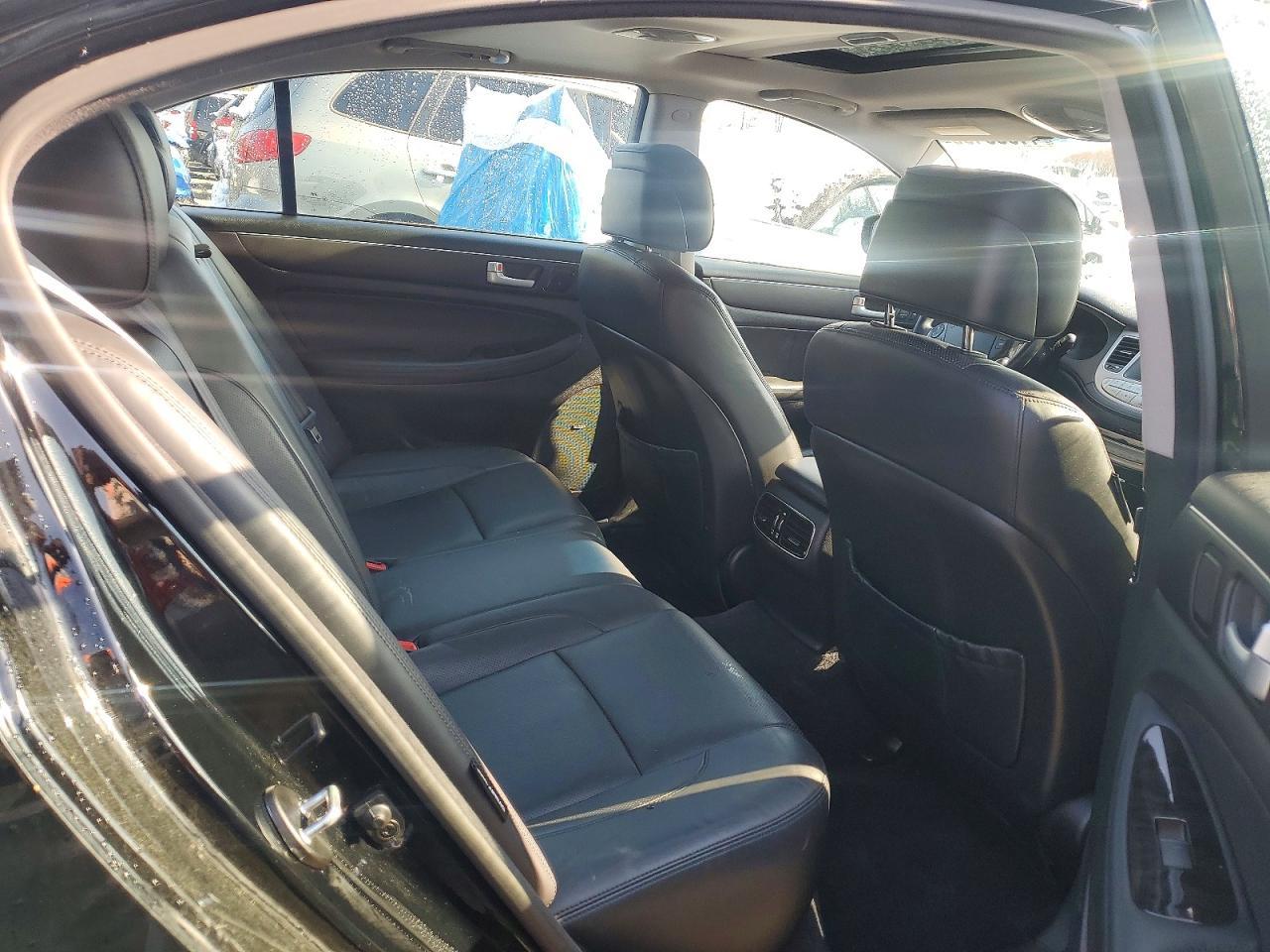 2013 Hyundai Genesis