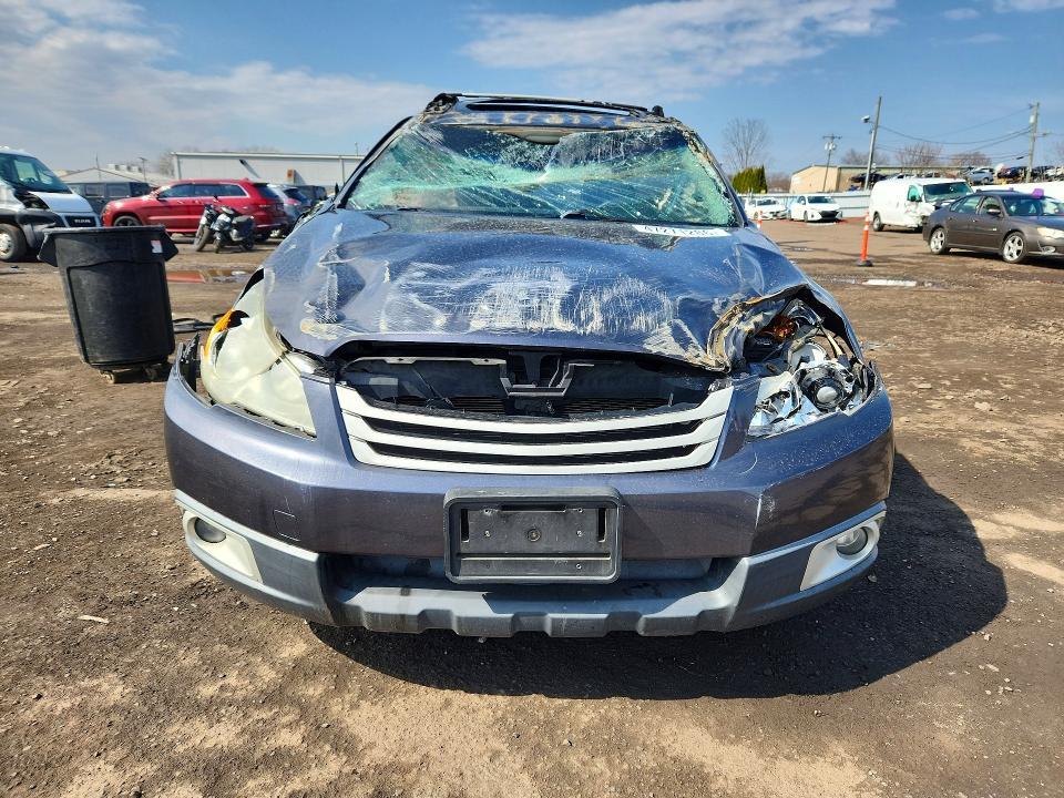 2010 Subaru Outback 2.5i Premium