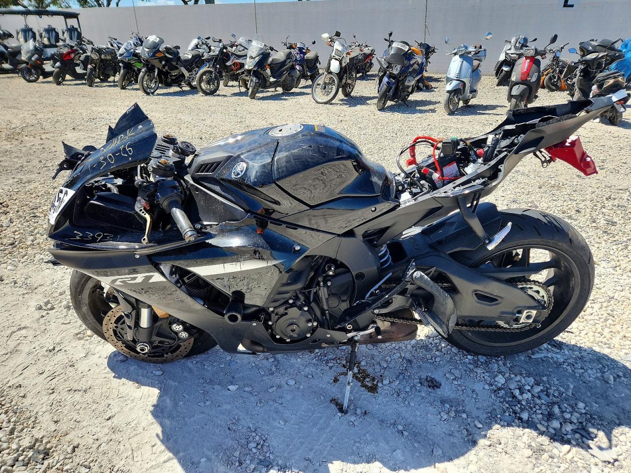 2024 Yamaha YZFR1