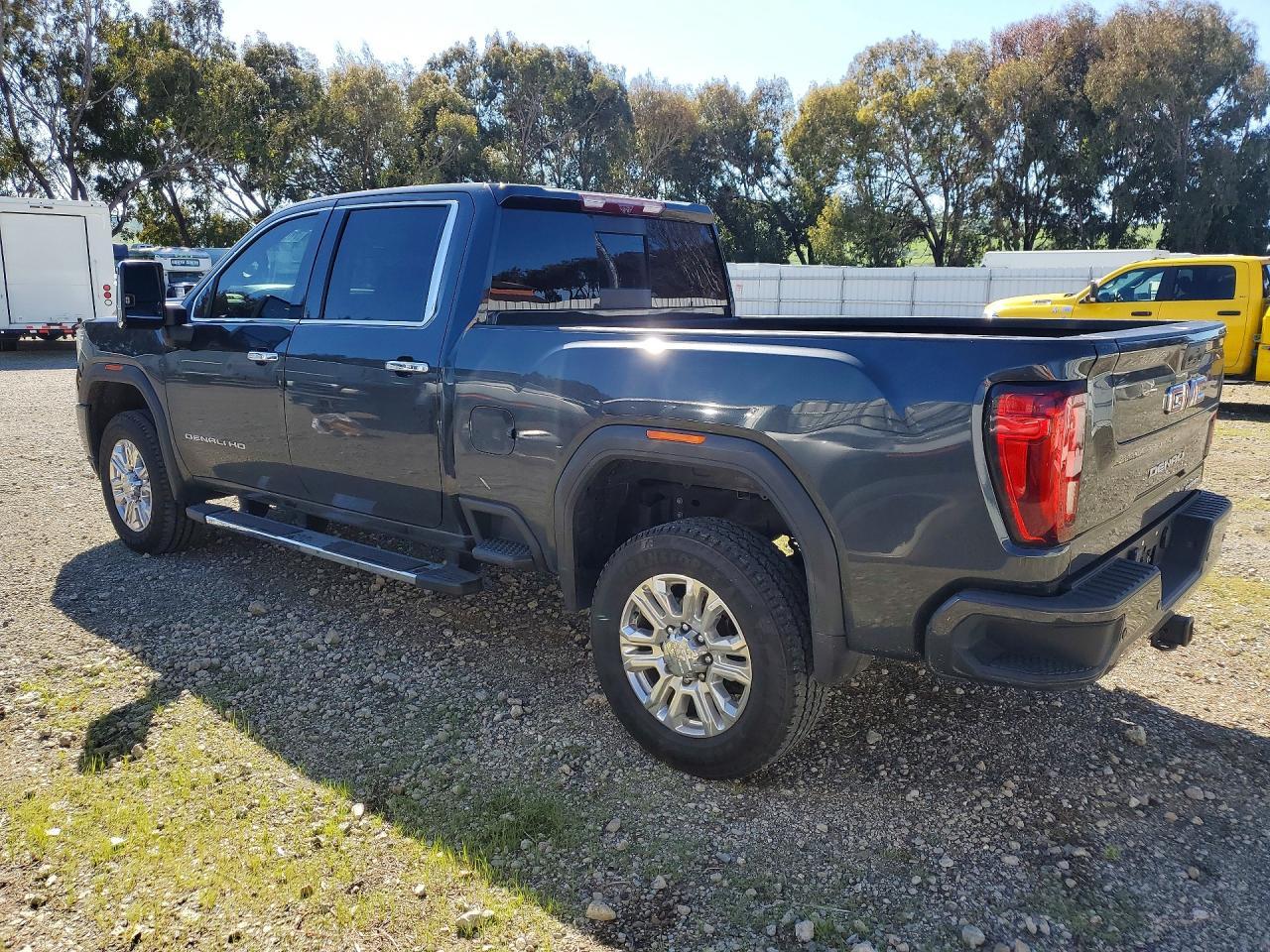2022 GMC Sierra K3500 Denali