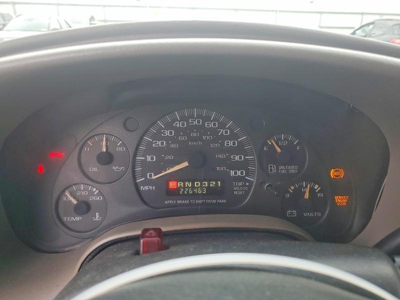 2002 GMC Safari XT