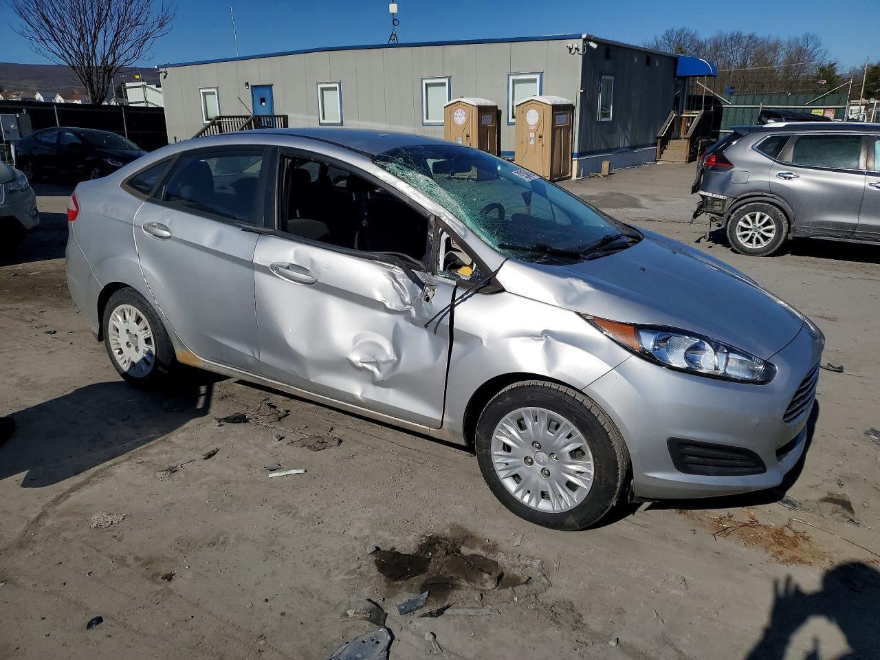 2014 Ford Fiesta s