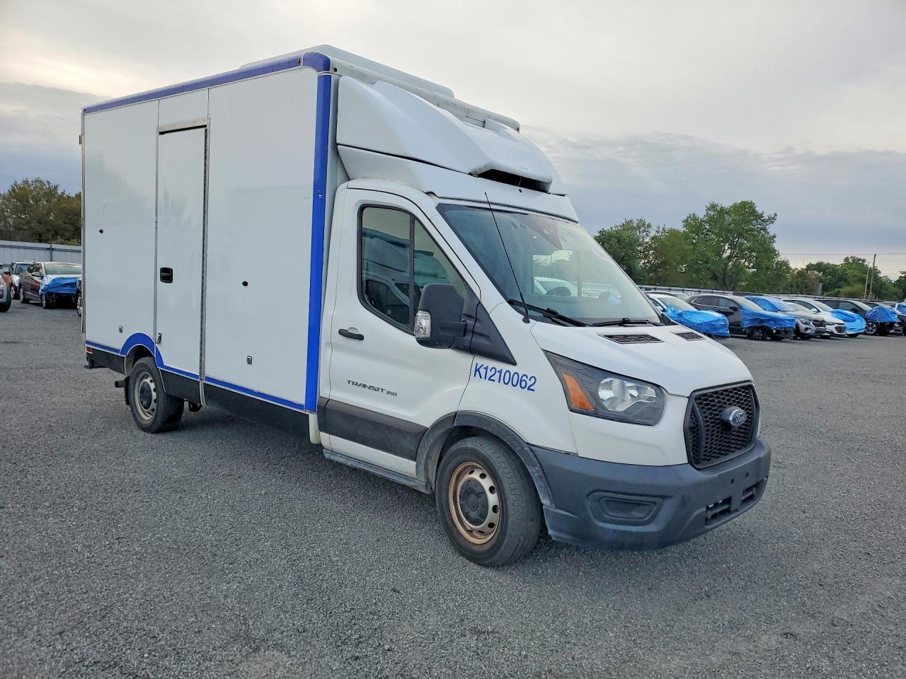 2020 Ford Transit Delivery Truck