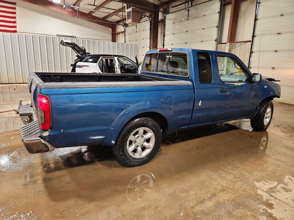 2004 Nissan Frontier Standard