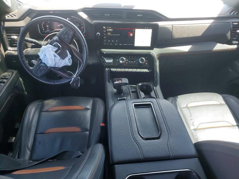 2022 GMC Sierra K1500 AT4