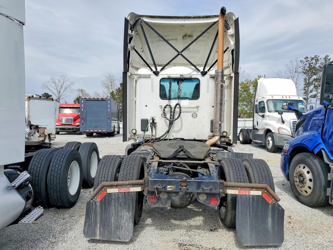 2018 Peterbilt 579 Semi Truck