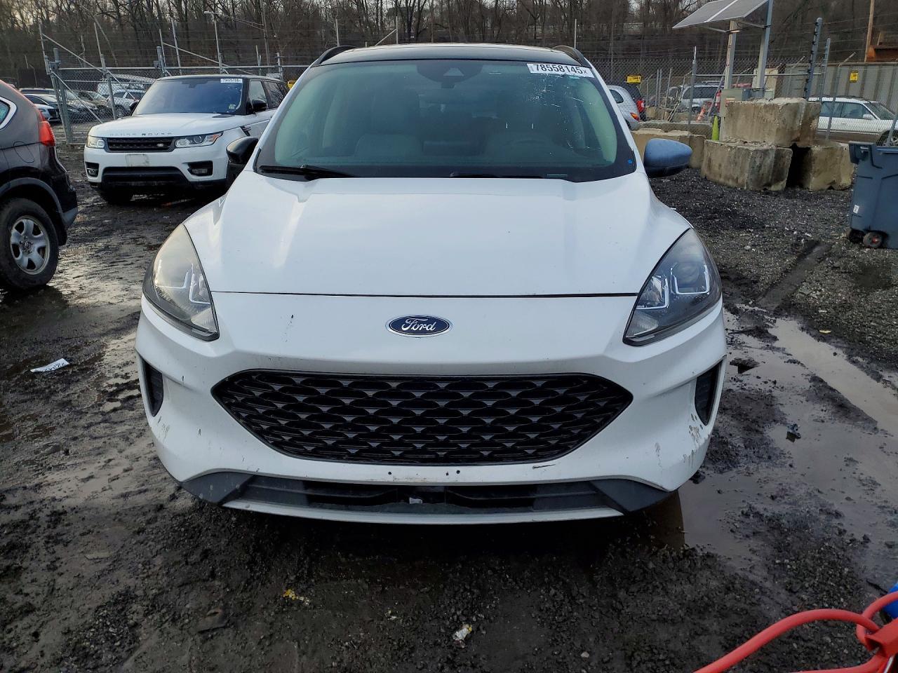 2020 Ford Escape se Sport