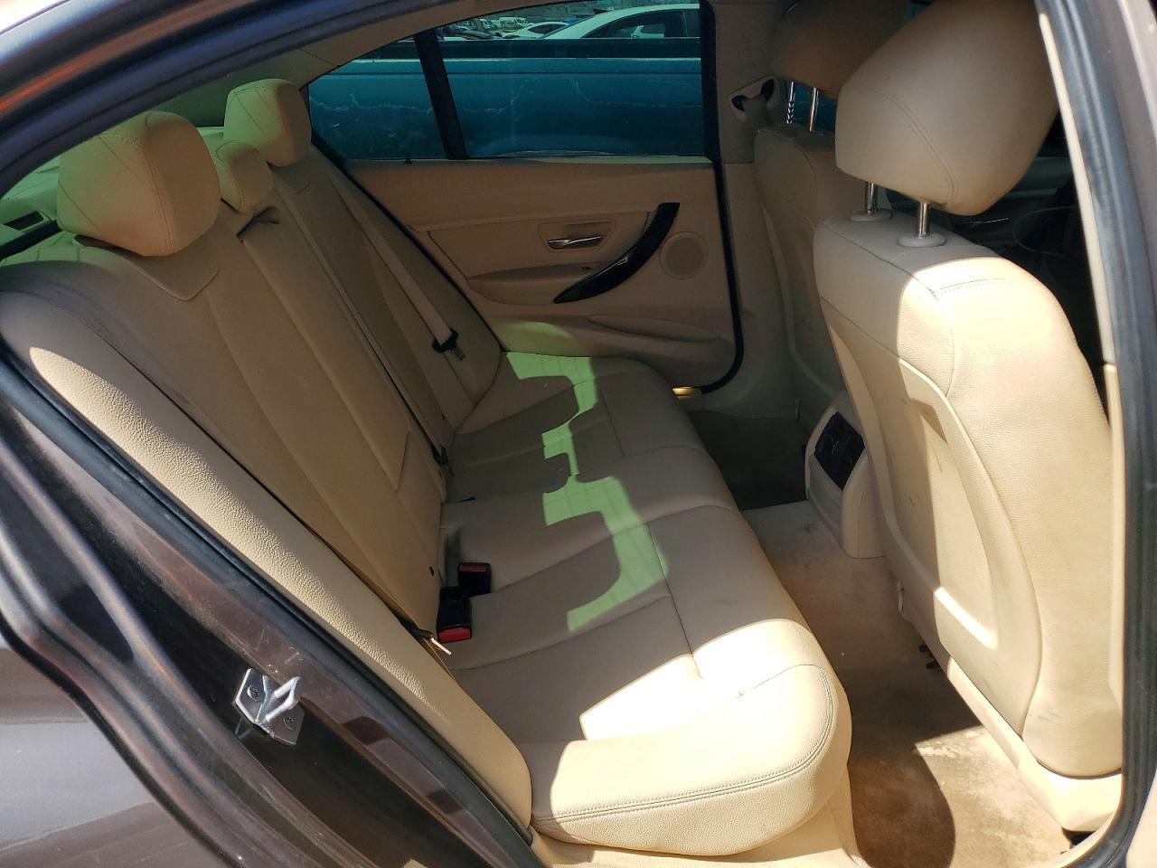 2014 BMW 320 i